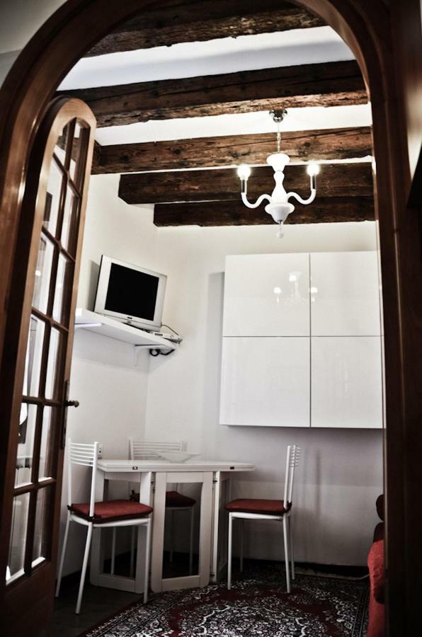 Appartamento Grazioso E Centrale Venedig Exterior foto